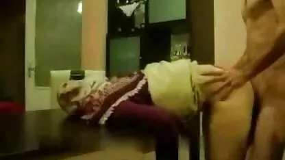 ماساژ خدمت عکس سکسی التا اوشن یک مشتری لزبین بود