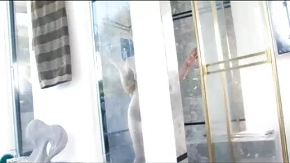مردی را متقاعد كرد كه تسلیم عضو عكس سكسي التا اوشن خود شود
